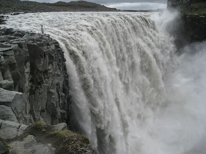 Diamond circle, waterfalls and amazing landscapes