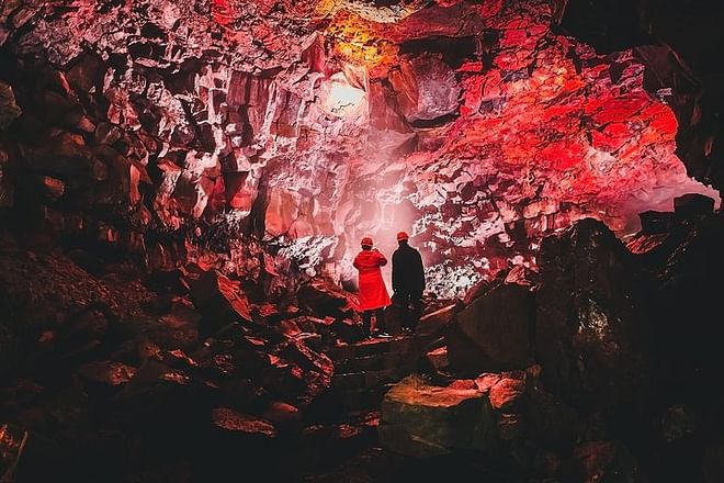 Private Jeep Tours - Reykjanes Peninsula, Blue Lagoon & Lava Tunnel