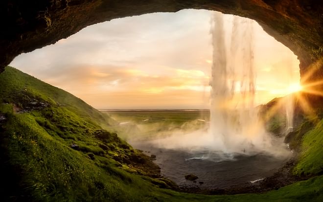 4 Day Summer Minibus Tour: South Coast, Golden Circle, Snaefellsnes and Jokulsarlon