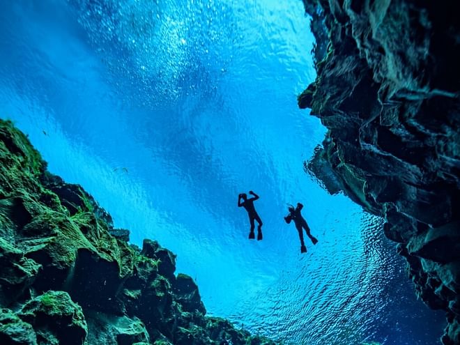 Golden Circle & Snorkeling in Silfra Minibus Tour | Free Underwater Photos