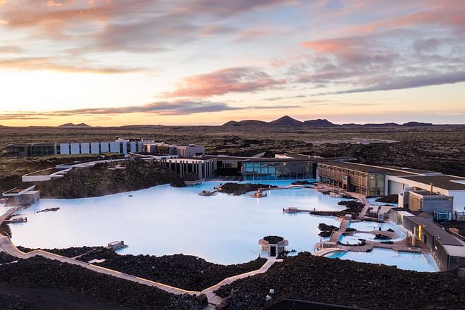 Keflavík Airport - Blue Lagoon, Premium Admission & Transfer