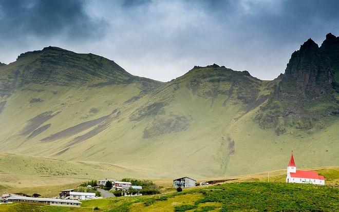 2 Day Summer Minibus Tour: South Coast, Glacier Hike & Jokulsarlon 