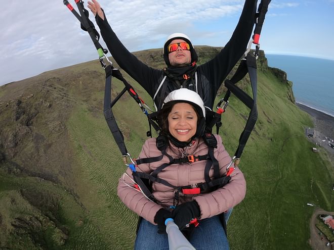 Paragliding tandem flight