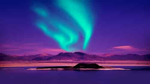  SOUTH COAST AND NORTHERN LIGHTS (Guided in 10 languages)