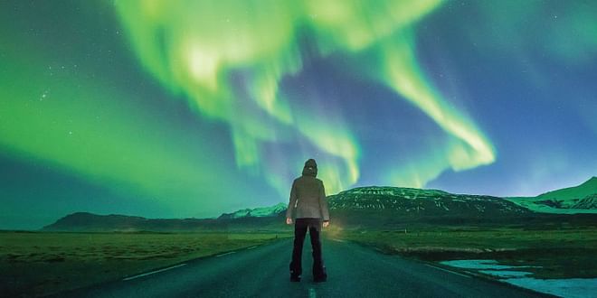  NORTHERN LIGHTS AND STARGAZING (Guided in 10 languages)