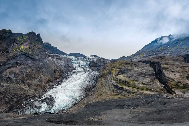 South Coast Explorer - Waterfalls, Black Beaches & Glacier Views